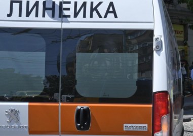 Шофьор е в болница след катастрофа на Пещерско шосе