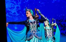 tantsova-senzatsiia-turtsiia-i-kavkaz-957.jpg