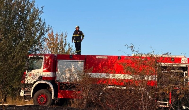 Пожар със значителни материални щети в Първомайско село