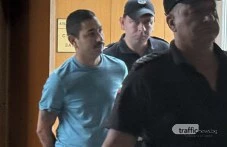 Мъж наръга свой съсед в пловдивско село, заявил, че иска да пробва оръжието си