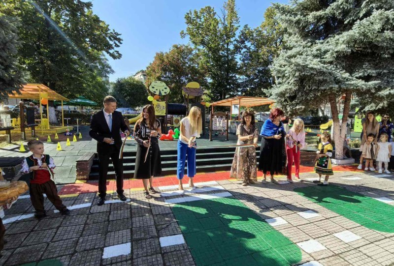 ДГ „Мирослава“ откри учебната година с 4 нови площадки