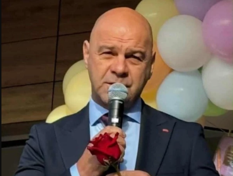 Кметът към учениците: Светлината в очите ви да свети все по-ярко, за да откривате нови пътища