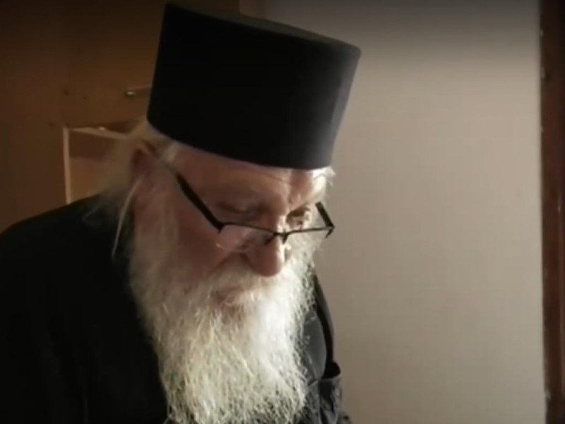 Почина отец Иван от Нови хан Почина отец Иван от Нови хан