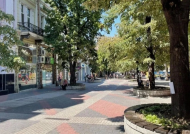 Сряда в Пловдив - с облаци и слънце, ветровита, но с приятни температури