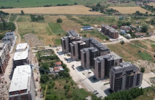 Проектират нова улица в „Западен”, на която живеят стотици, тънейки в кал и прах