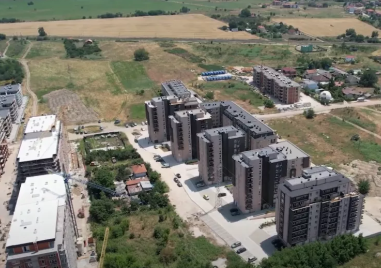 Проектират нова улица в „Западен”, на която живеят стотици, тънейки в кал и прах
