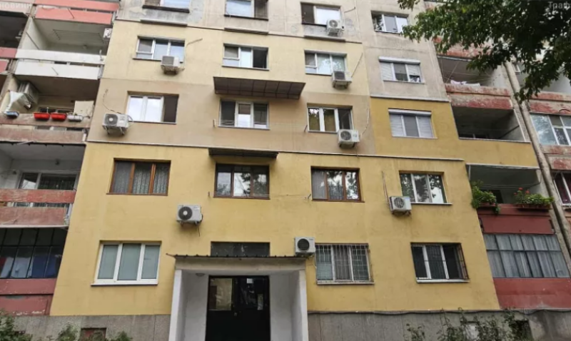 Разбиха мини нарколаборатория в Кършияка