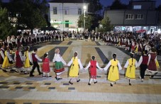 С много емоции, веселие и богата програма Брезово посрещна празника си