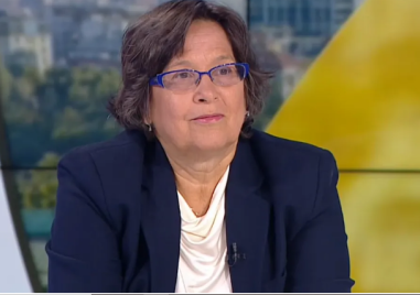 Д-р Николова: Пием много антибиотици, защото не поставяме достатъчно ваксини