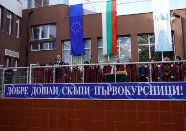 Семейните аптеки остават без кадри: студенти насочвани само към вериги