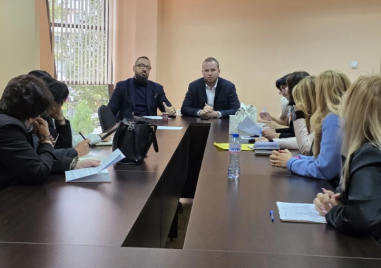 Георги Гатев и Владимир Темелков обсъдиха мерки за по-добра среда в детските градини и ясли