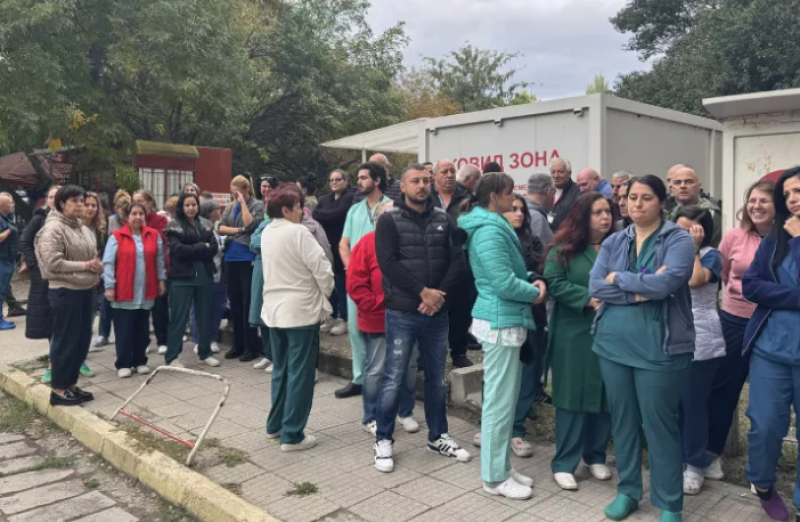 Протестът в УМБАЛ Пловдив става безсрочен, медиците искат досегашния си директор