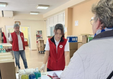 БЧК започва раздаването на хранителни пакети в Асеновград, Куклен, Лъки, Първомай, Садово