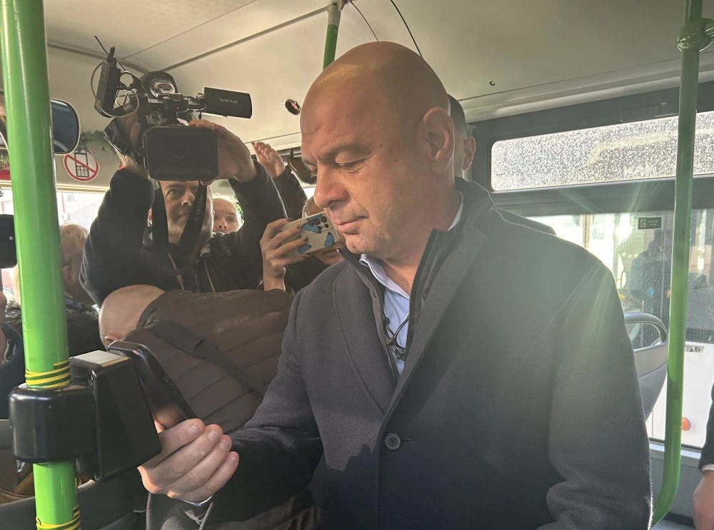 „Подобрения“, но само на хартия: Пловдивският градски транспорт тръгва по стария маршрут