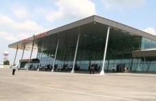 Концесия за 35 години на Летище Пловдив подготвя Министерството на транспорта