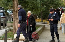 Човечност и професионализъм на български полицаи трогнаха хиляди в мрежата