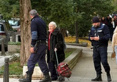 Човечност и професионализъм на български полицаи трогна хиляди в мрежата