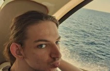 Асеновград се обединява в подкрепа на 19-годишния Анастас Гераксиев