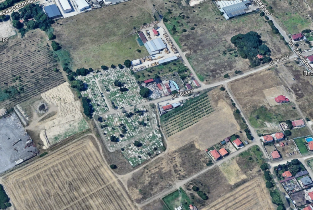 Общината задвижи процедурата по разширяване на Коматевските гробища – приобщава 5 съседни имота
