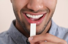 Учени разработиха тест за грип под формата на дъвка