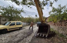 Започна цялостното обновяване на две улици в Брестник