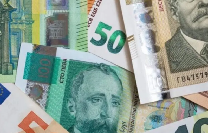 Синдикатите на протест срещу намеренията за намаляване на минималната заплата