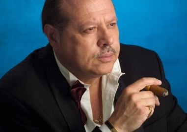 Почина Иван Тенев - журналист, художник и общественик