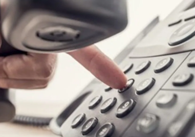 Възрастен човек даде 55 бона на измамници