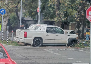 Арестуваха шофьор на Кадилак, направил тежка катастрофа в центъра на Пловдив