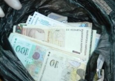 Българка пренесе над 230 хил. лв. до Букурещ, убедена, че помага на полицията