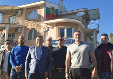 Димче Ямандиев: Не съм дал знамето на Цеца, но българският флаг се веел и ще продължи да се вее във Велес