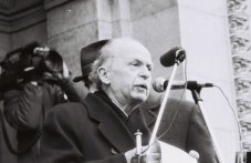 25 години от смъртта на д-р Петър Дертлиев - един от най-достойните ни политици