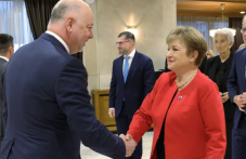 Кристалина Георгиева: Еврото не гарантира висок стандарт, нужни са отговорни политики