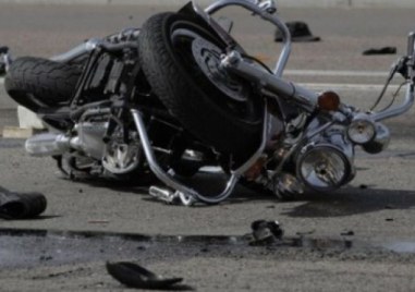 Почина и 16-годишният моторист, катастрофирал край язовир “Пясъчник“