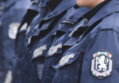 Заплатите в МВР и МО скачат с нови 12%