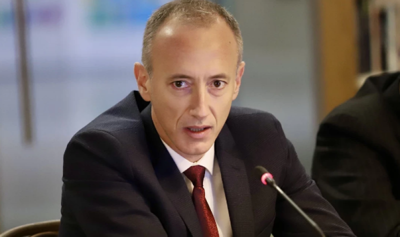 Министърът: За 10 години най-големият ръст на заплатите е в образованието