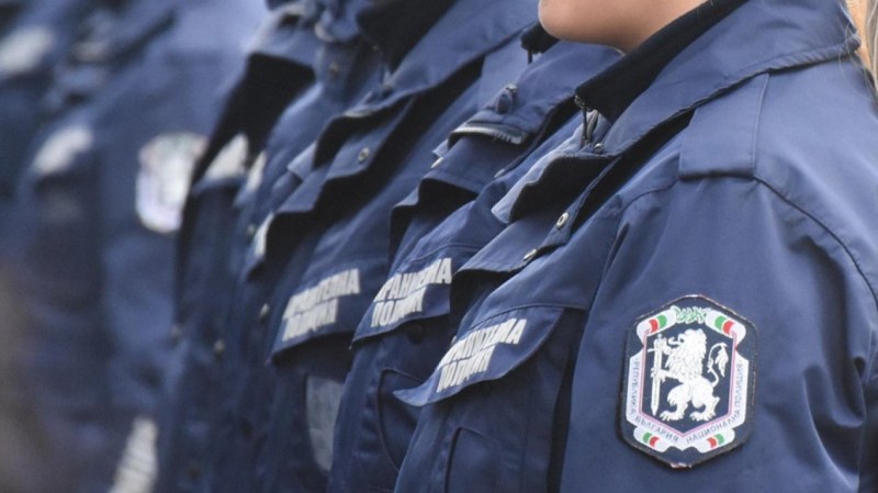 Заплатите в МВР и МО скачат с нови 12%