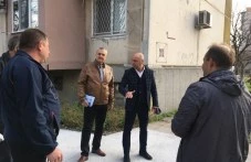 Държиков отива на „ликвидация“ за поръчката за градския транспорт, постави се въпроса и за оставката му