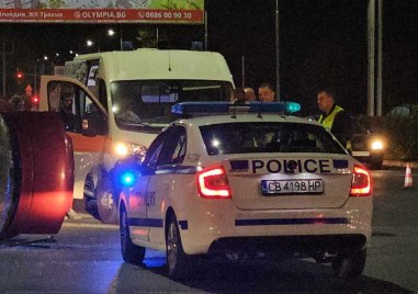 Млад шофьор припадна зад волана след съмнителна “цигара“ в Смирненски