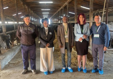 Преподаватели от Южна Африка гостуваха за 80-годишнината на Аграрния университет