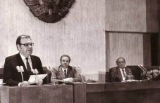 На този ден: Тодор Живков е свален, България тръгва по нов път