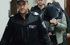 Над 7 тона откраднато гориво: В тръбопровода на “Лукойл“ имало кран, чрез който източвали под земята