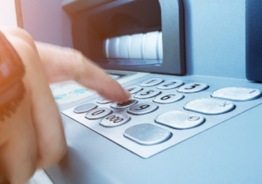 Зареждат банкоматите с евро в нощта на 1 януари