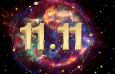 11/11 - дата, която сякаш вибрира с мистерия и скрит смисъл