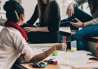 Просто действие може да ви направо по-убедителни, когато разговаряте