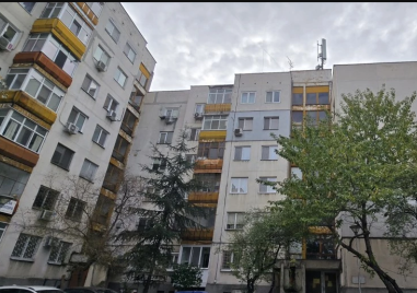 Започва санирането на многоетажна сграда в „Централен“