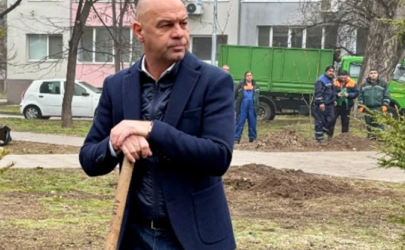 Правят нова улица в „Парк Отдих и култура“, продължение на бул. „Шести септември“