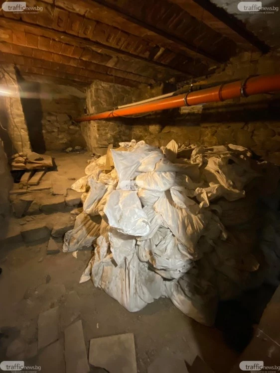 Съдът отмени заповед за премахване на колони в катакомбите на бизнесмена Мирослав Стамов под Главната