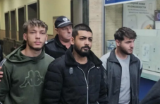 Тримата, пребили младеж в Пловдив, съблекли жертвата си и снимали издевателството