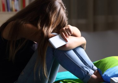 Набират доброволци към Националната телефонна линия за пострадали от насилие